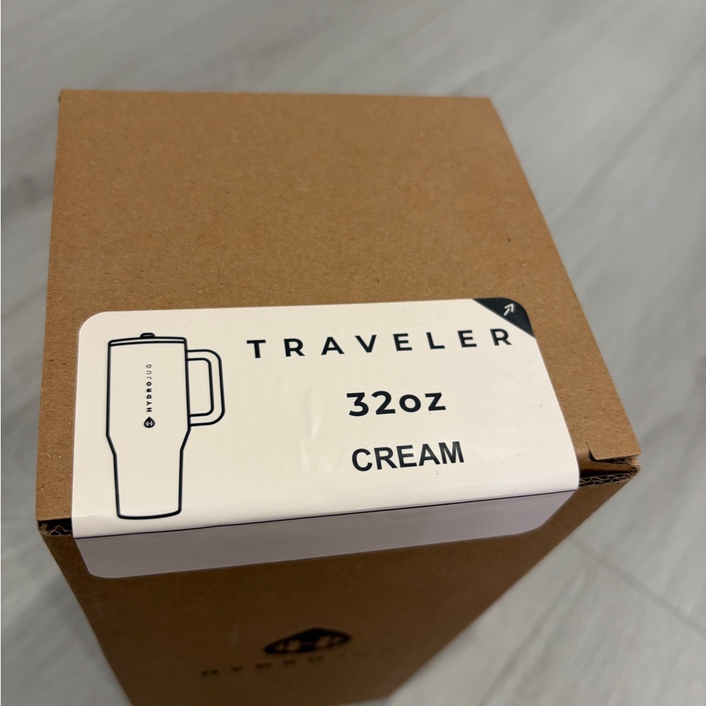 HydroJug Traveler 32oz Cream
